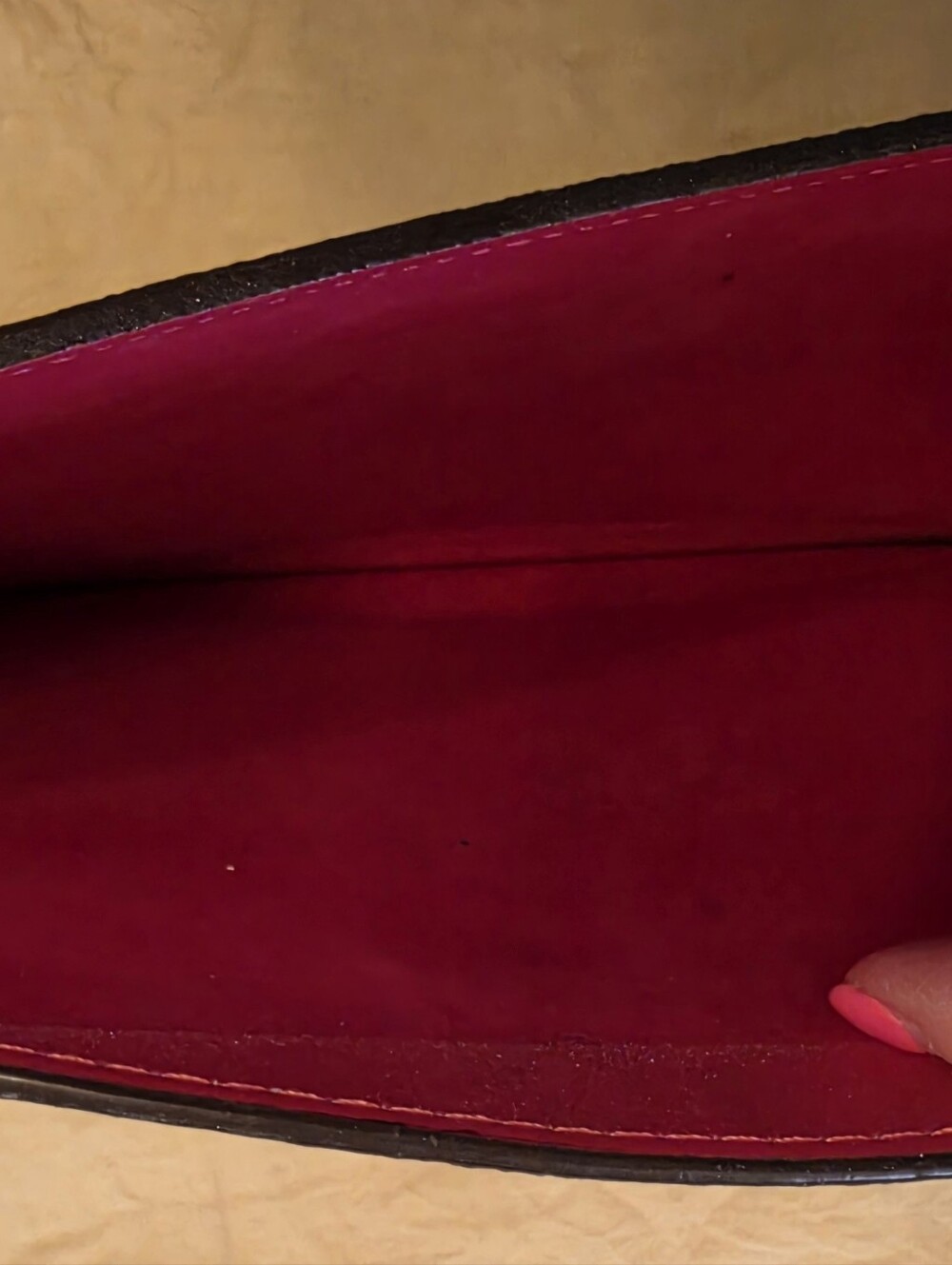 Kate Spade Glitter iPad Case - Picture 2 of 4